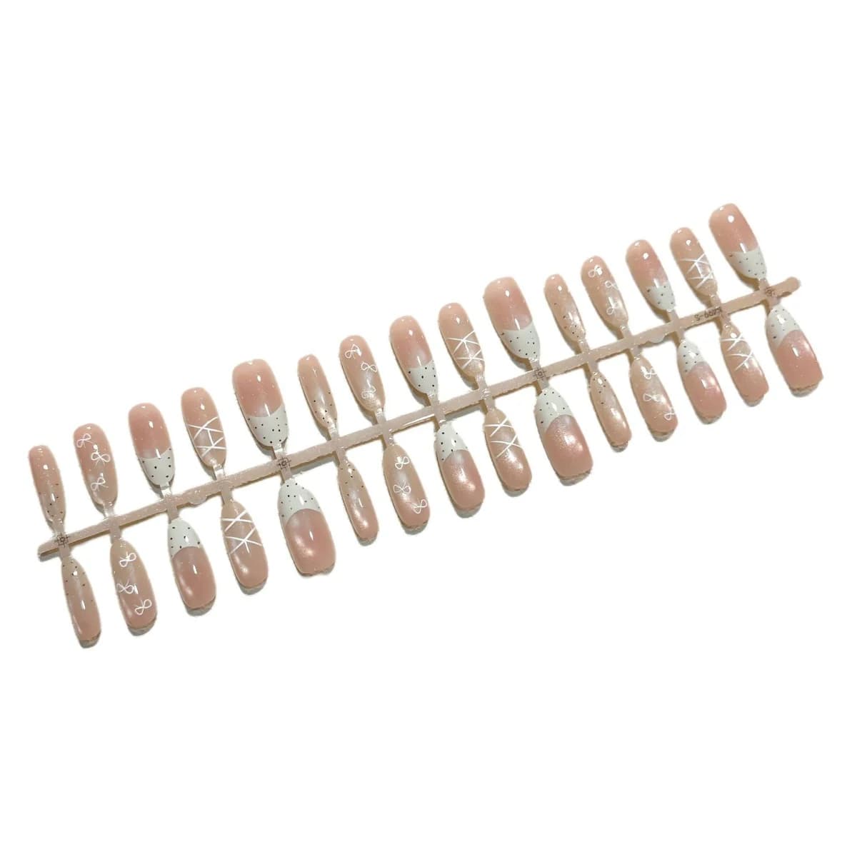 Cat Eye Press-On Nails Melkwit Medium Ovaal Zachte Gelstijl