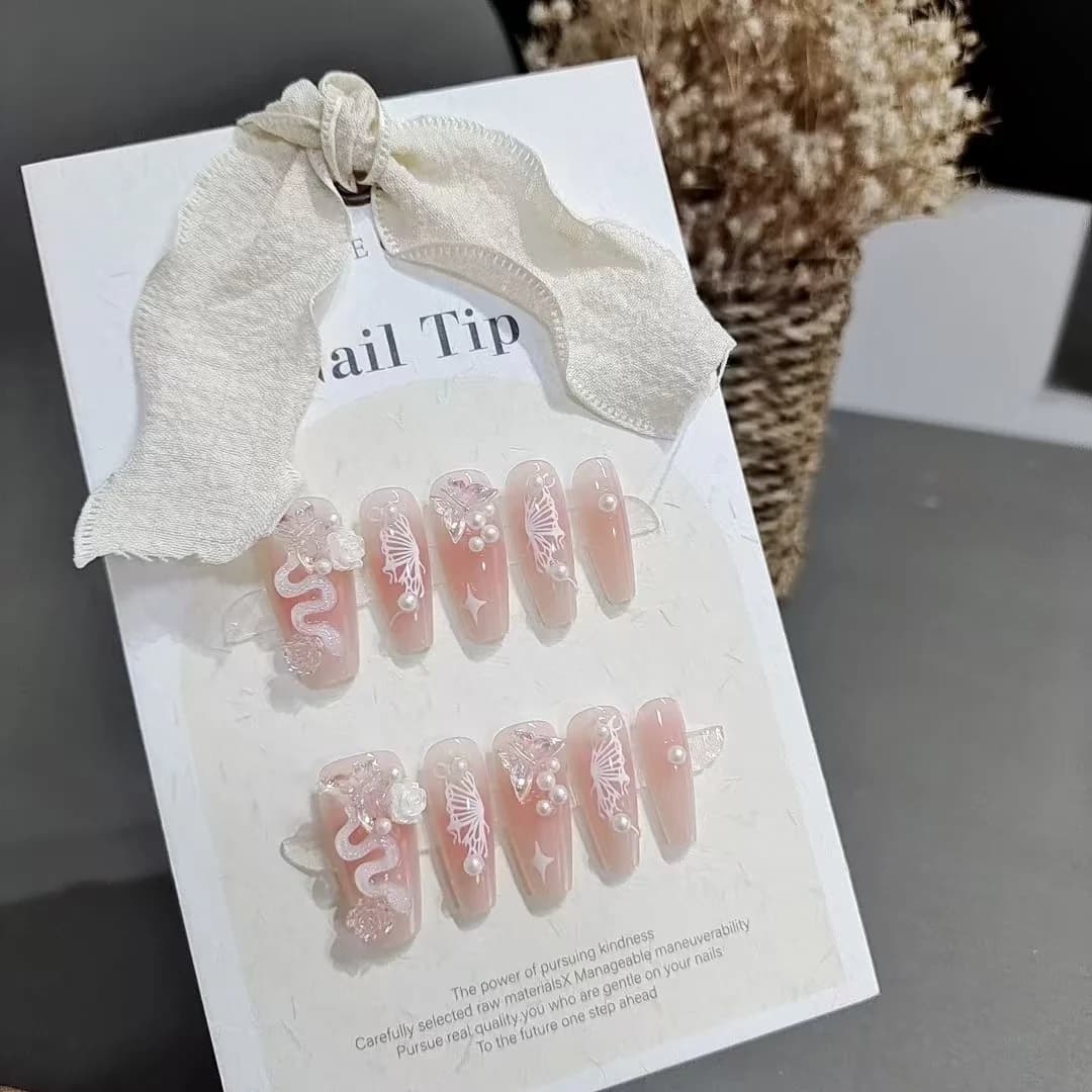 Press-On Nails Roze Slang Vlinder Bloemen Design Medium Kistvorm