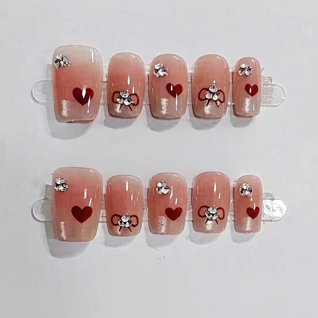 Korte Vierkante Press-On Nagels Sweetheart French met Hartjes en Strikjes