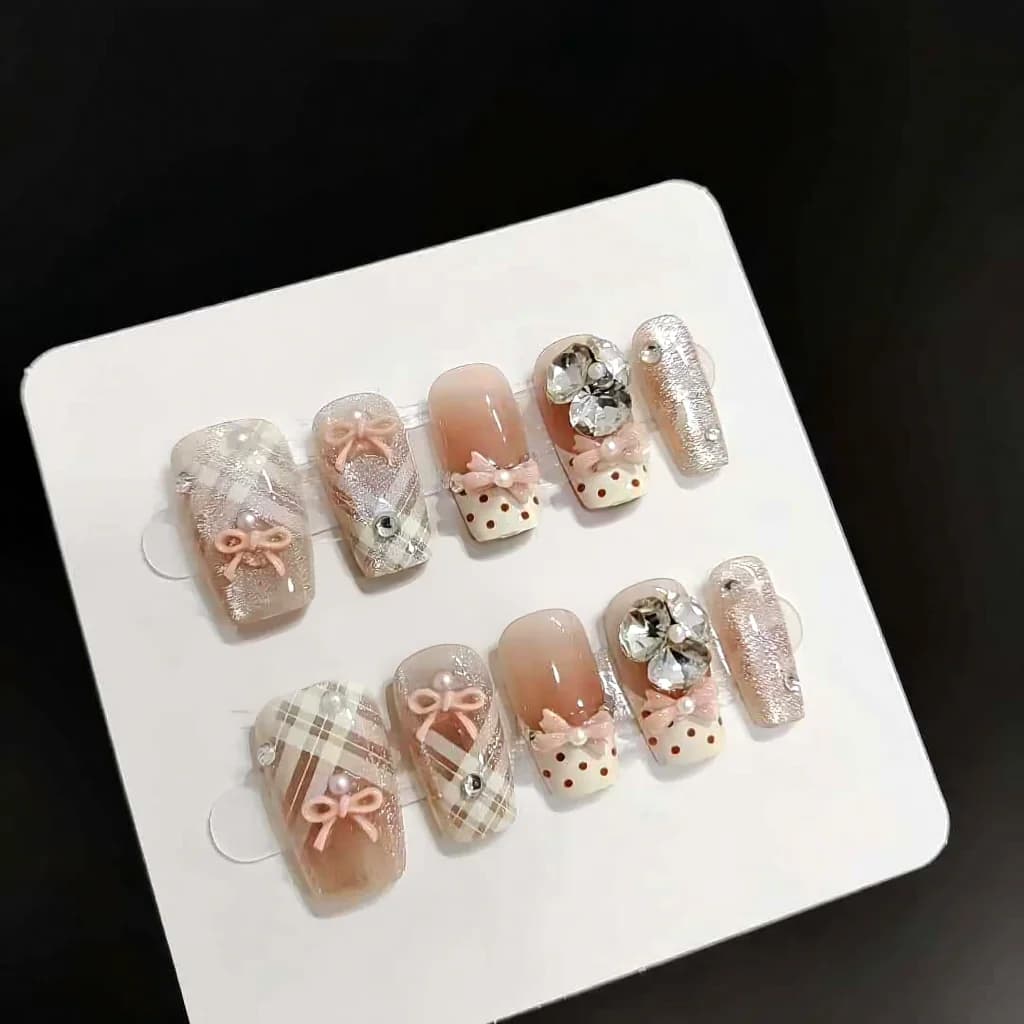 Crème Witte Franse Tip Press-on Nails Cat Eye Kort Kistvormig 30 Stuks