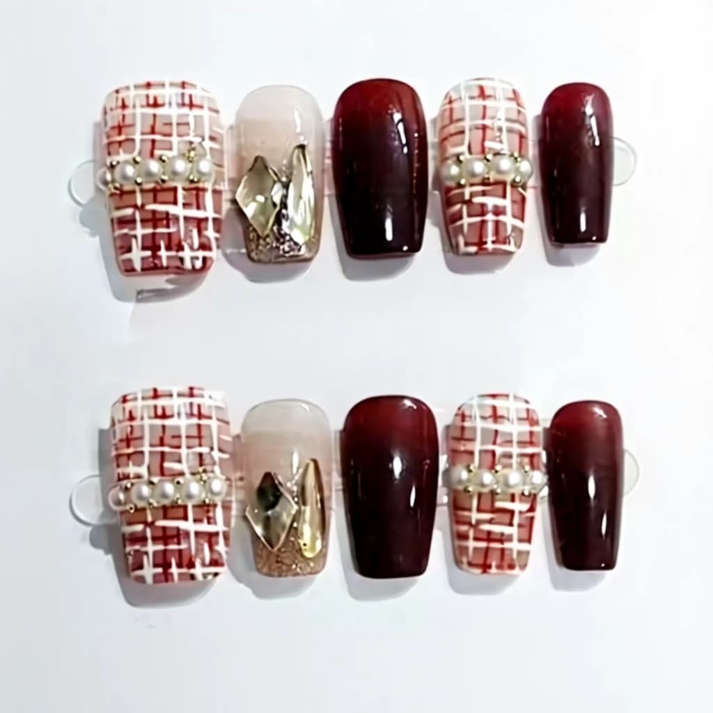 Rode Tweed Kunstnagels met Parels Kort Vierkant 10 Stuks