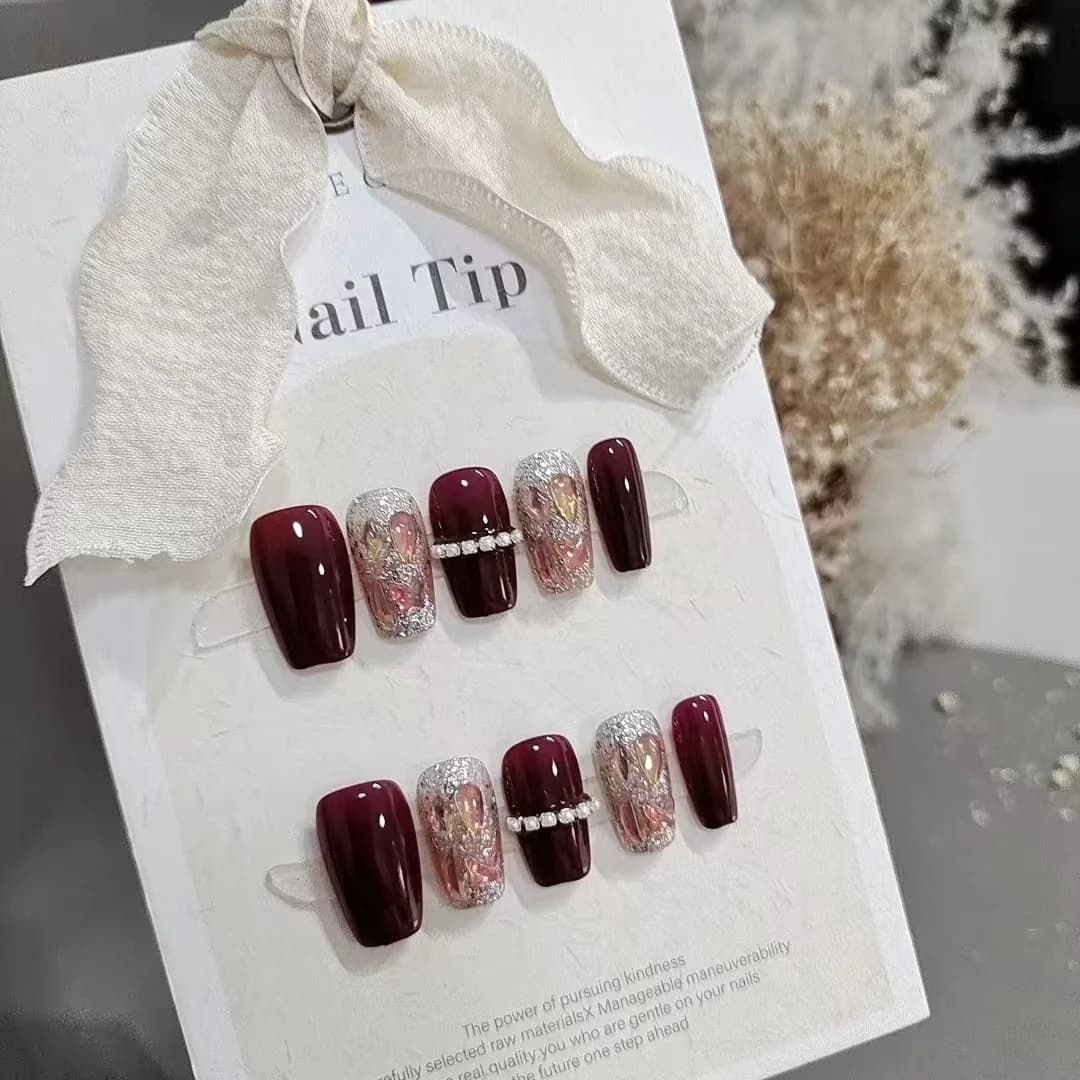 Rode Sterrenhemel Press-On Nails met Ketting Strass Steentjes Kort Coffin Vorm