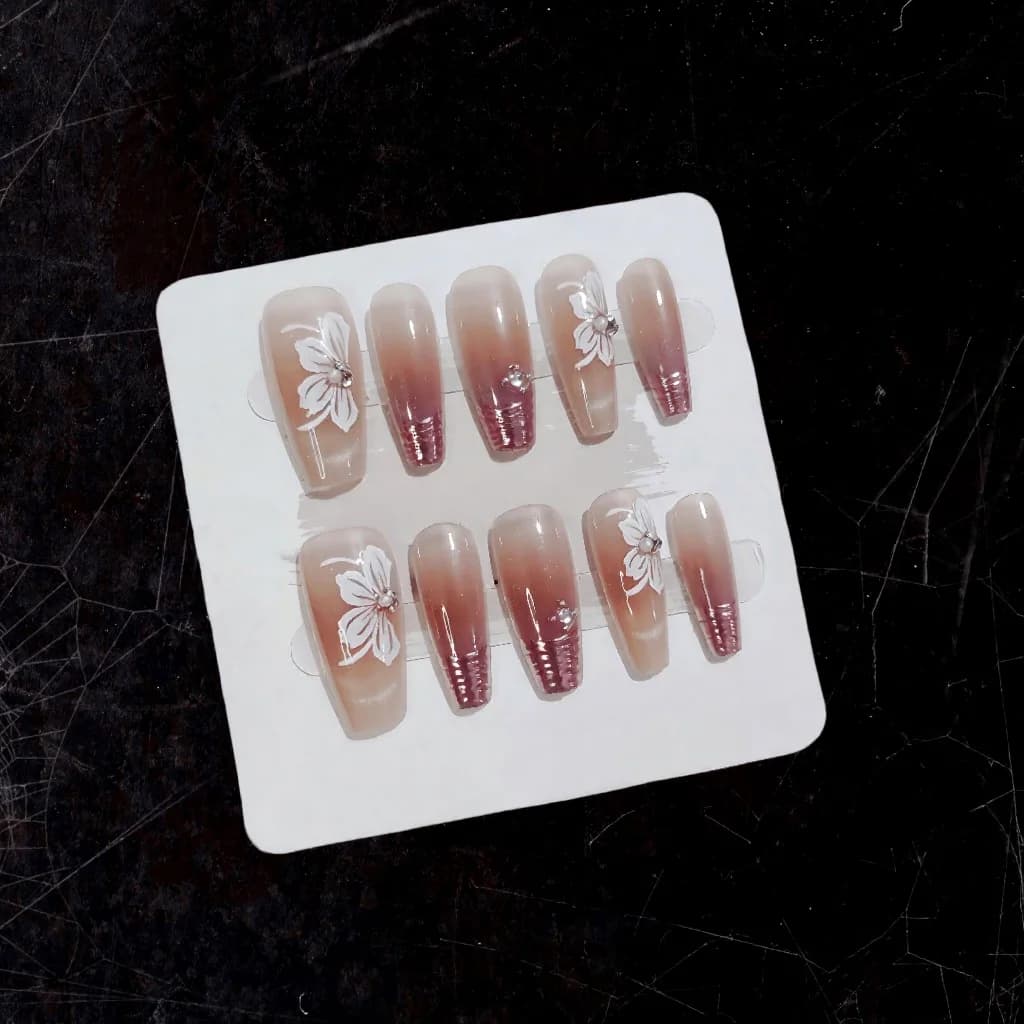Press-On Nails Katenoog Bloemen Parel Design 30 Stuks