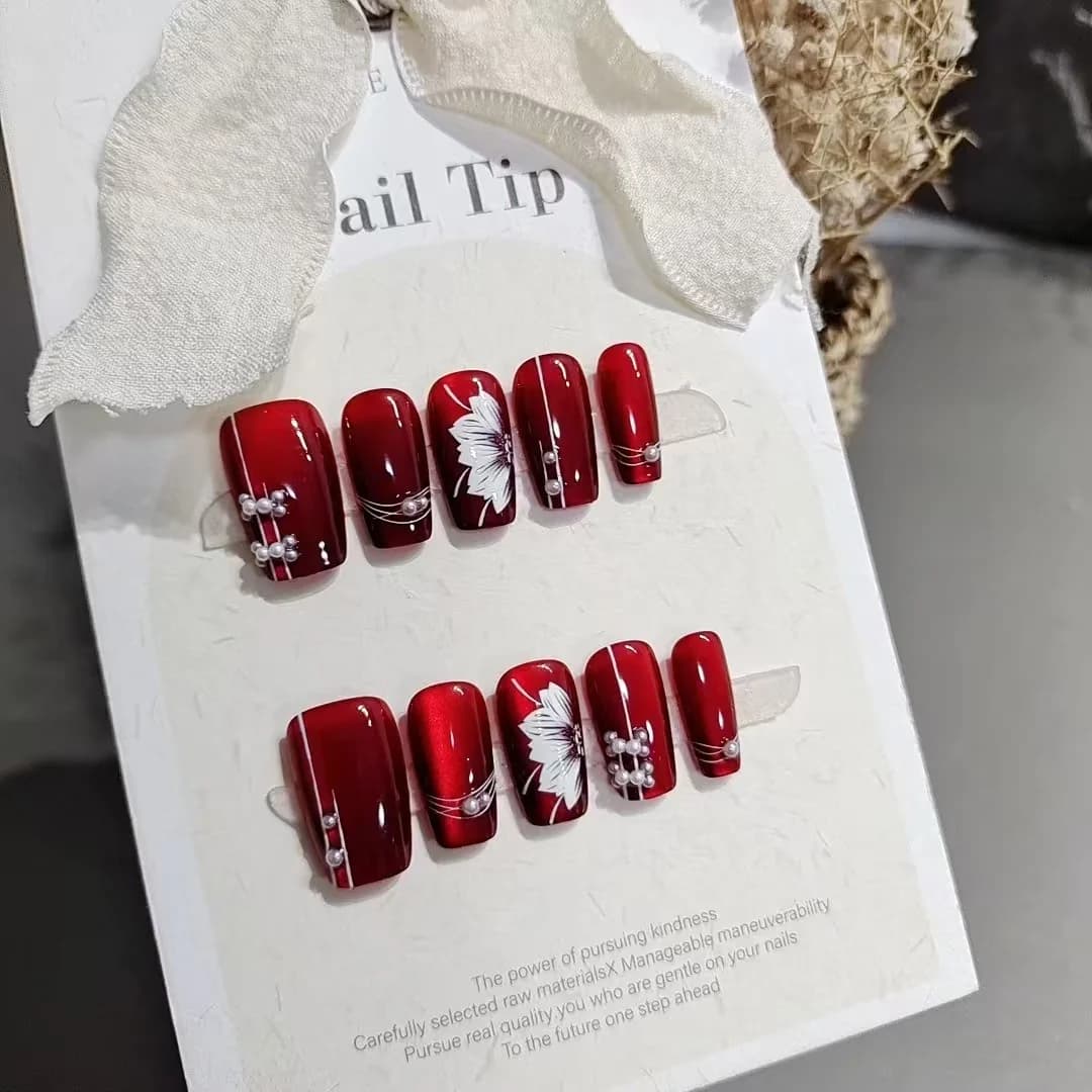 Rode Bloemen Press-On Nails Medium Kistvorm Glitter Finish 10 Stuks