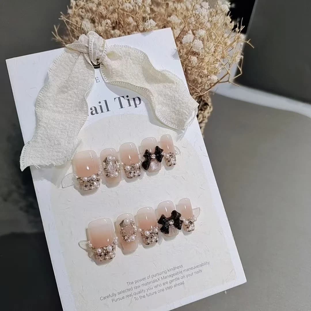 Press-on Nails Kort Kistvorm Ruit Vlinder Strass Parel Design