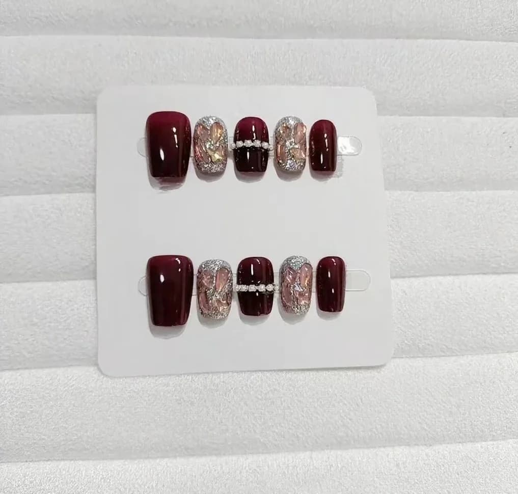Rode Sterrenhemel Press-On Nails met Ketting Strass Steentjes Kort Coffin Vorm