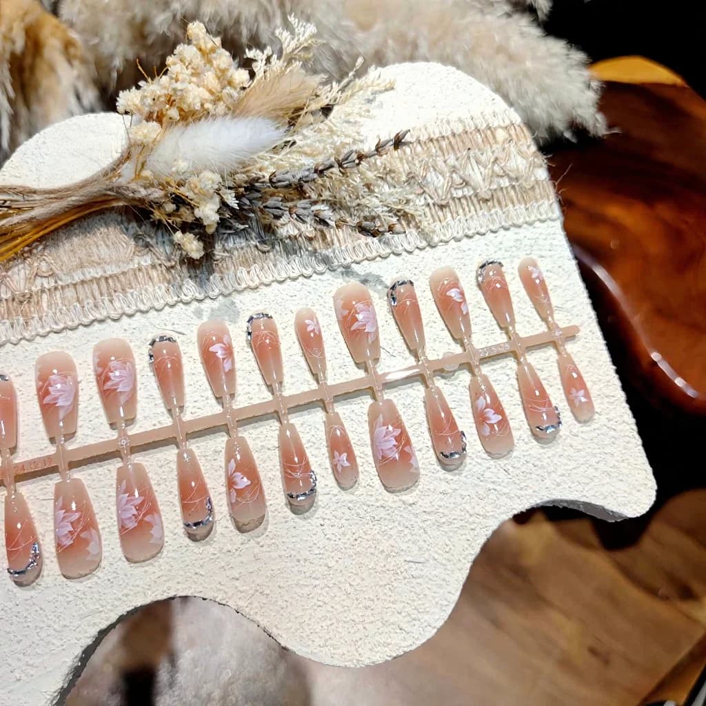Bloemen Press-On Nagels met Strass, Lang Gradient Blush Design