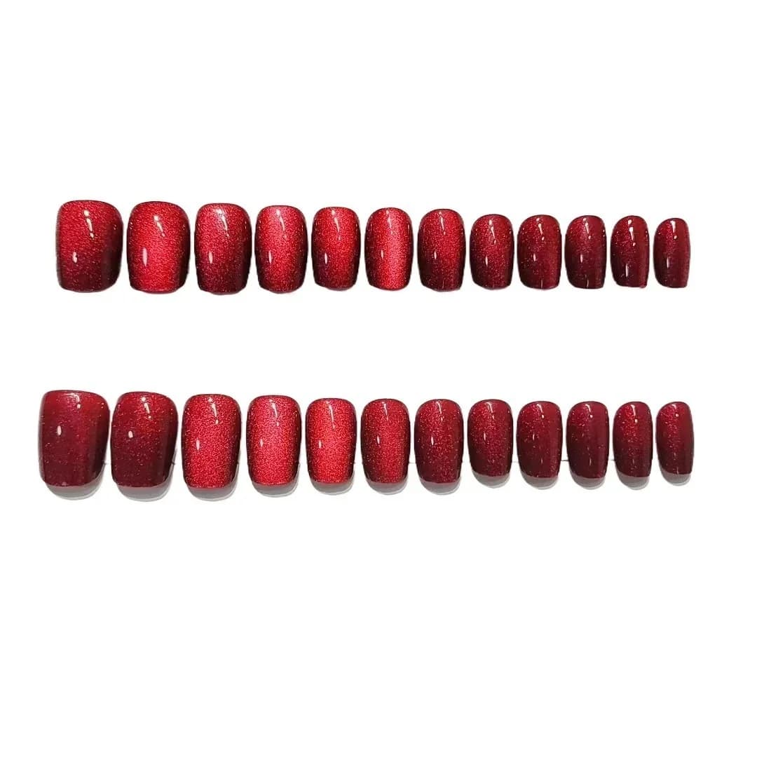 Rode Cat Eye Press-On Nails Kort en Medium Kistvorm