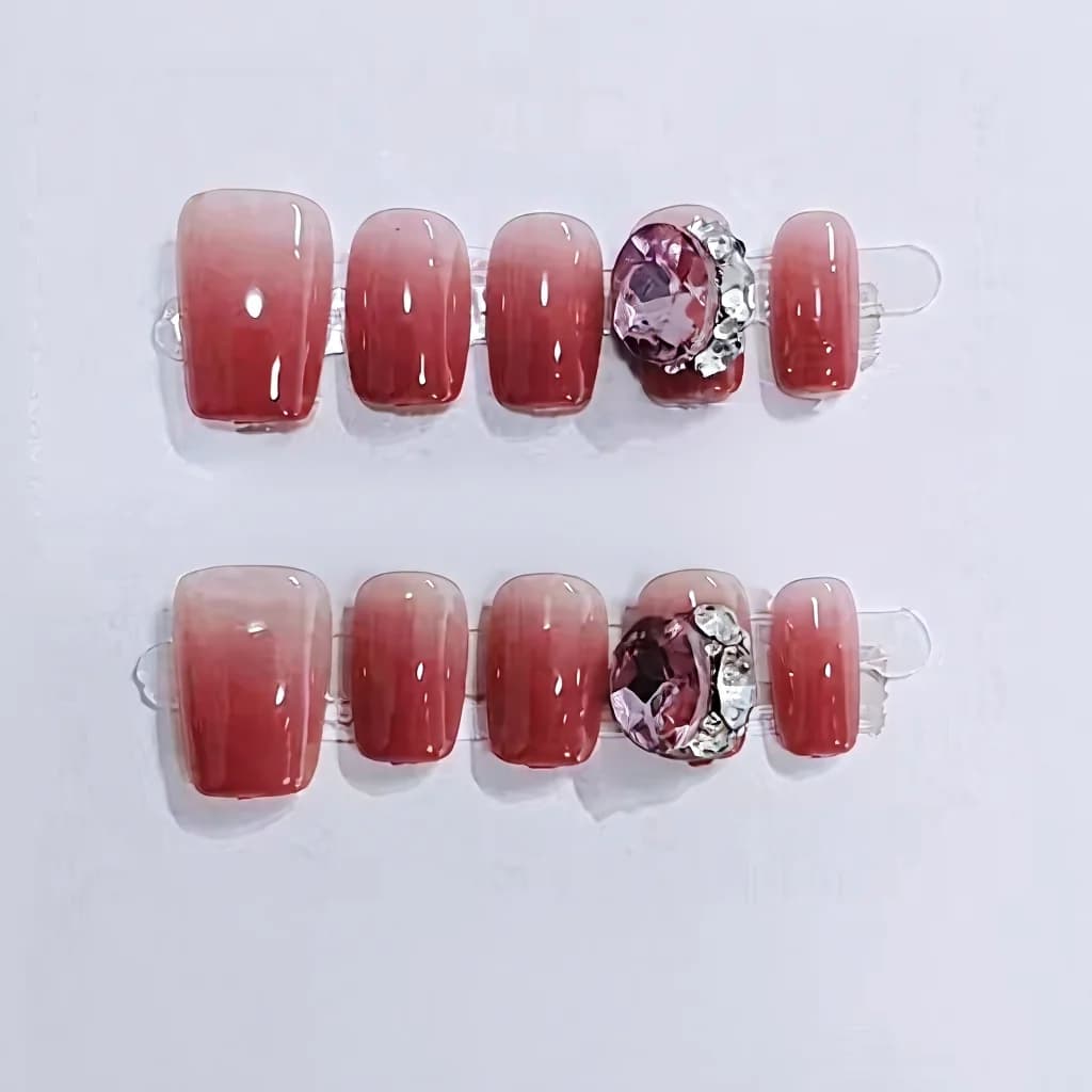 Rose Forest Gradient Press-On Nails met Grote Strassstenen, Korte Coffin Vorm