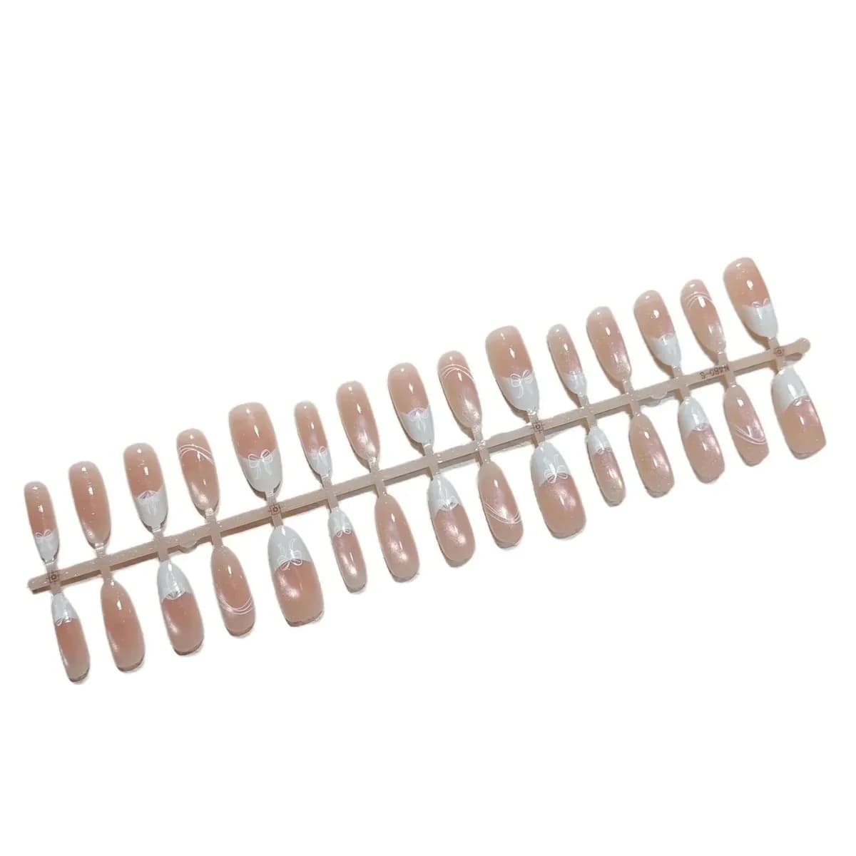 Melkwitte Cat Eye Press-on Nails Medium Ovaal Vorm 30 Stuks