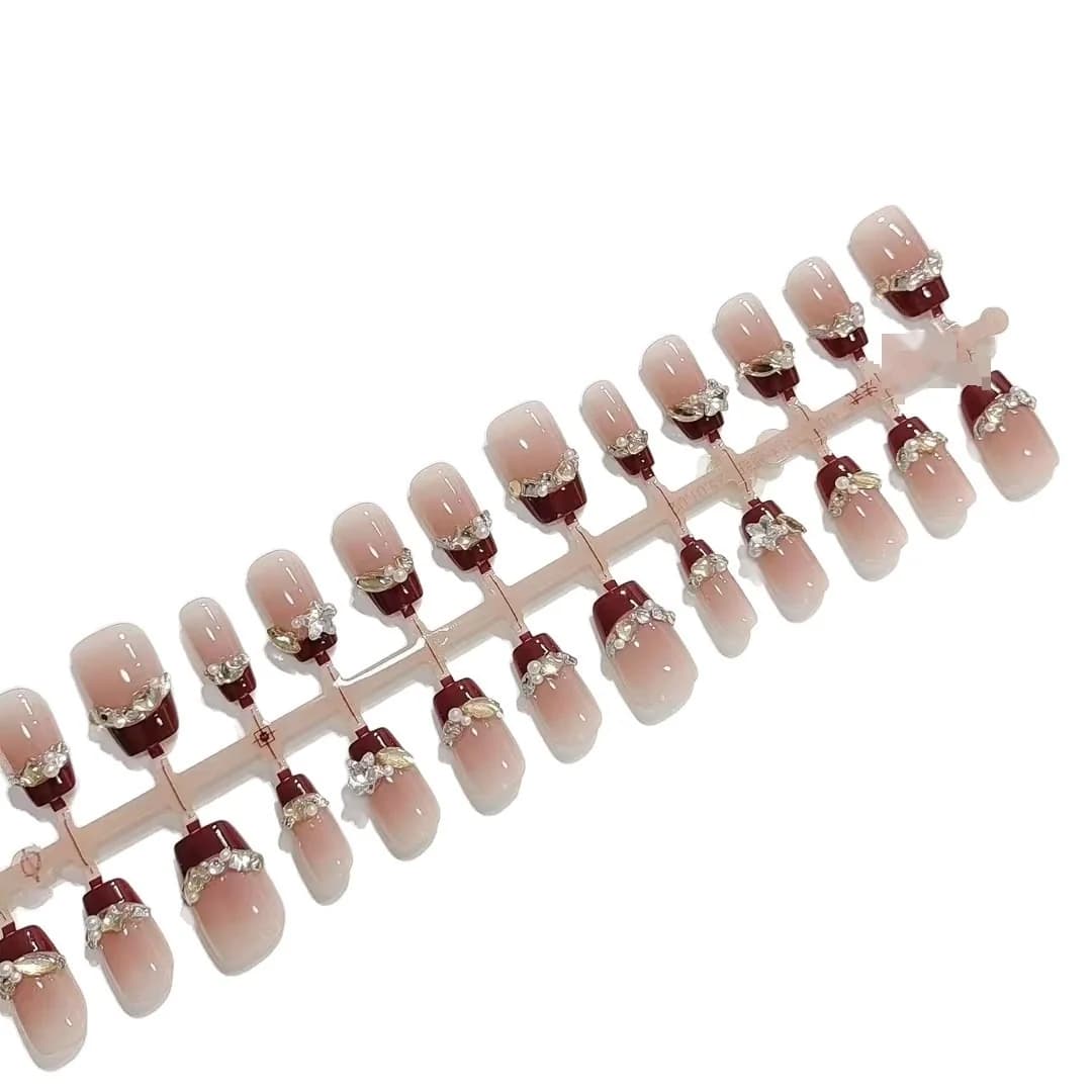 Korte Vierkante Press-On Nails Franse Tip met Ster Strass