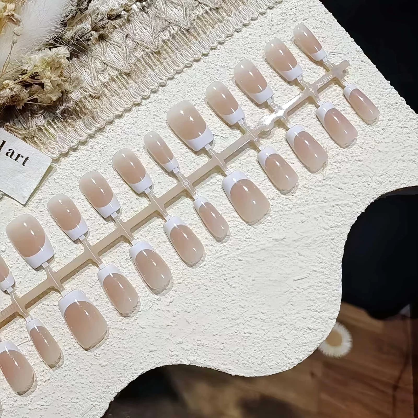 Korte Franse Tip Druk-op Nagels Natuurlijke Nude Look Dagelijks Gebruik