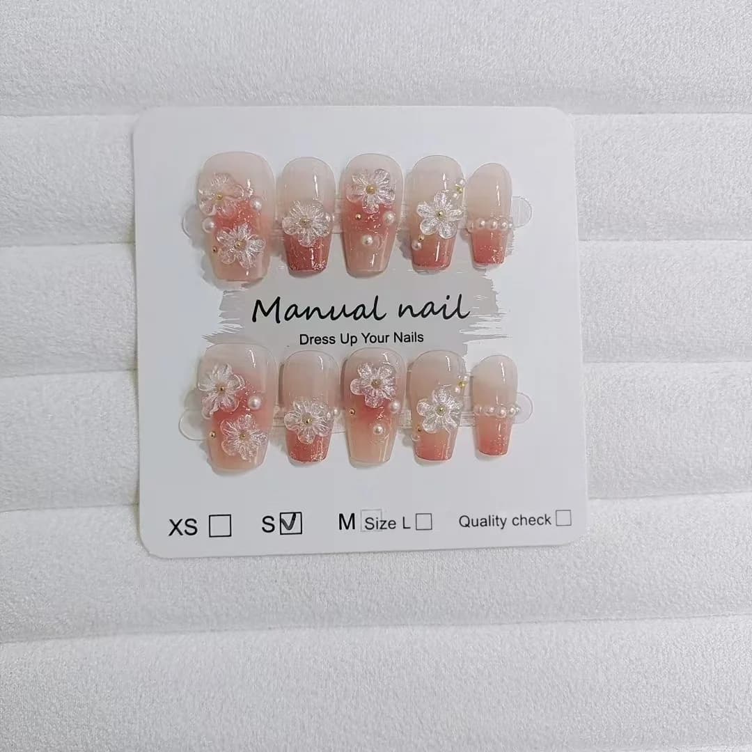Bloemen Press-On Nails Korte Coffin Vorm Leuk Blush Design 10 Stuks