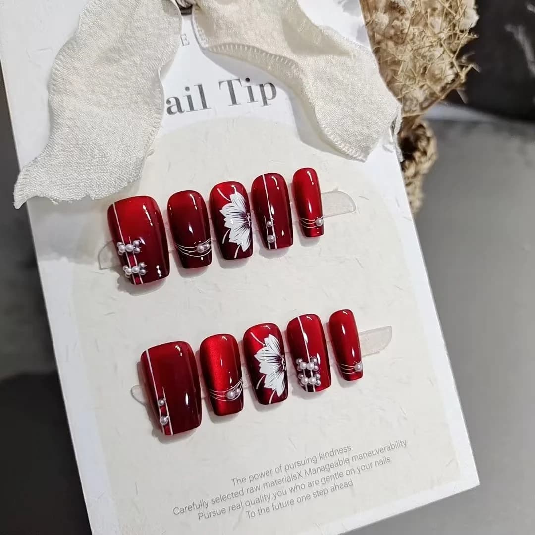 Rode Bloemen Press-On Nails Medium Kistvorm Glitter Finish 10 Stuks