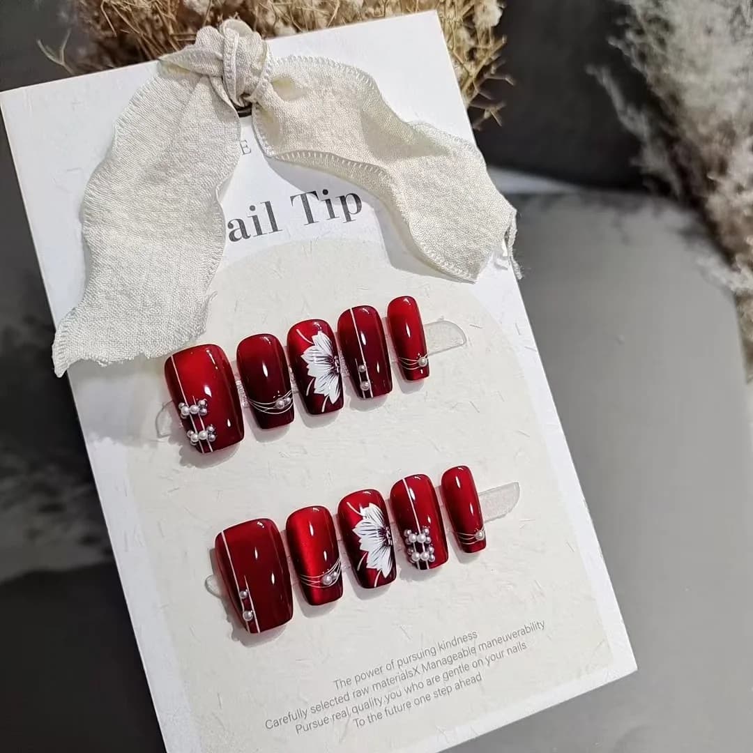 Rode Bloemen Press-On Nails Medium Kistvorm Glitter Finish 10 Stuks
