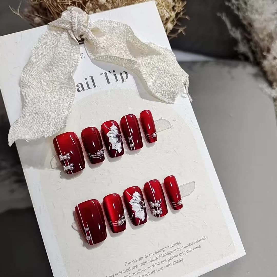 Rode Bloemen Press-On Nails Medium Kistvorm Glitter Finish 10 Stuks