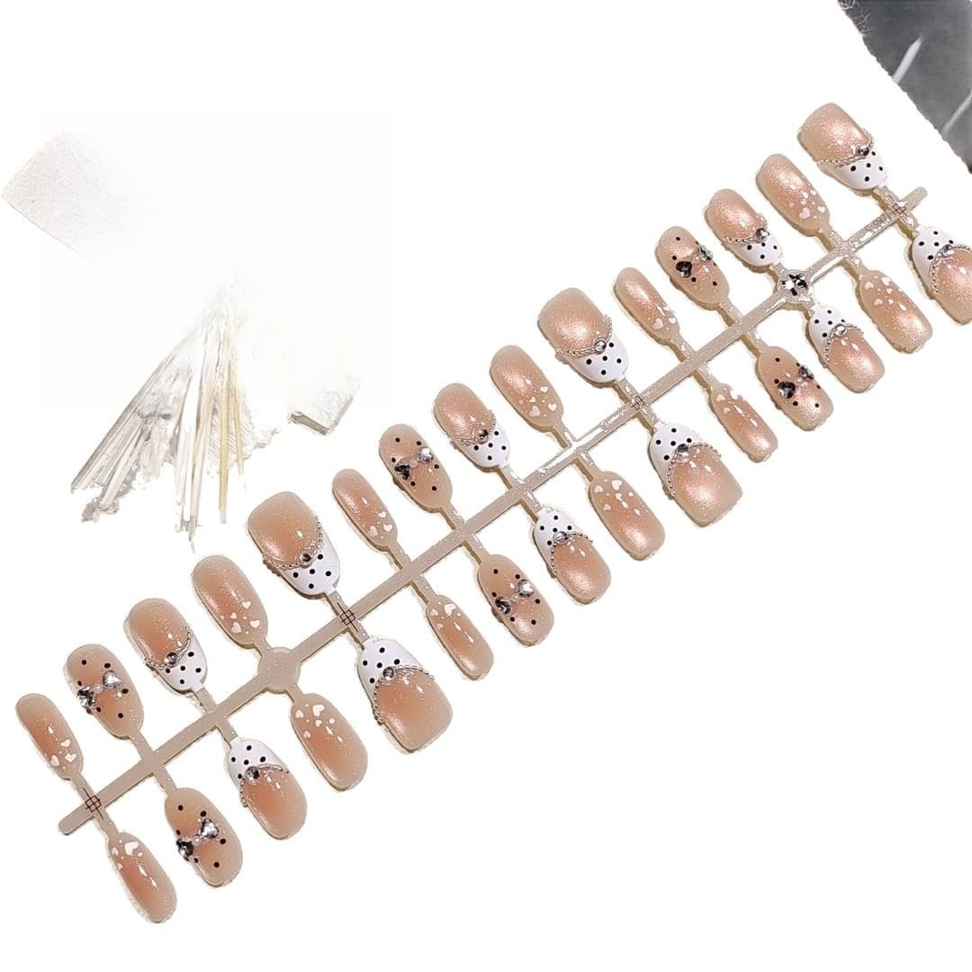 Korte Ovale Press-On Nails met Stippen, Parels en Cat Eye Glitter